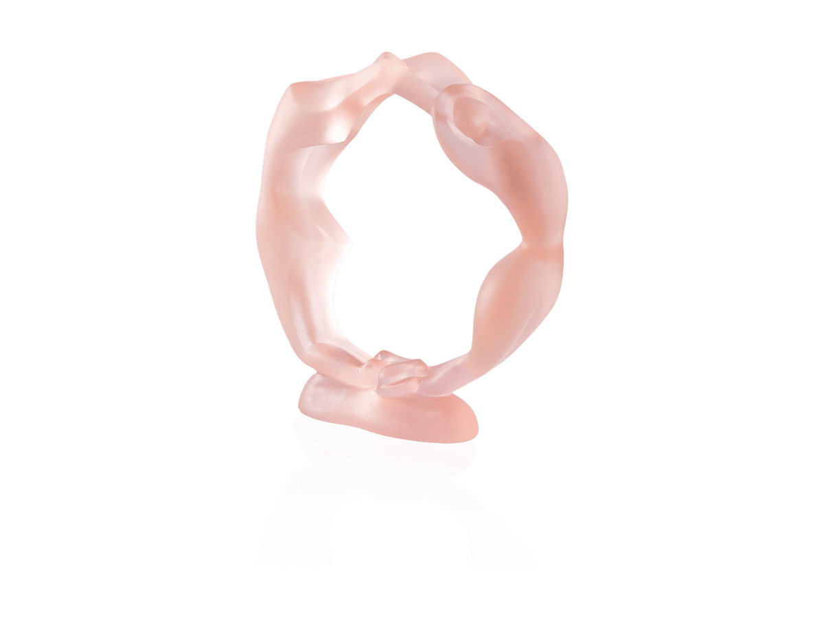 Daum Alliance de Natacha Mondon 375ex pink glass ring sculpture