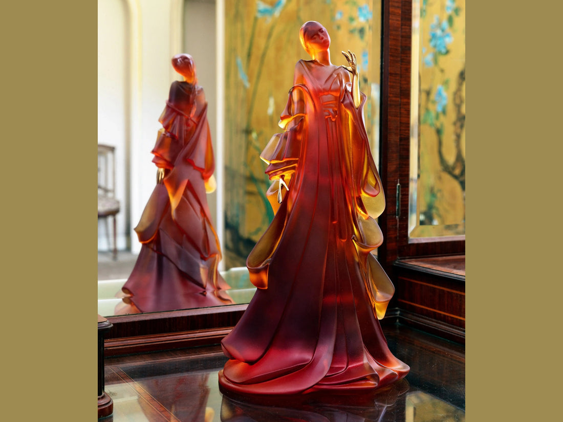 Daum Kabuki Ambre de Marie-Paule Deville-Chabrolle 375ex amber glass sculpture