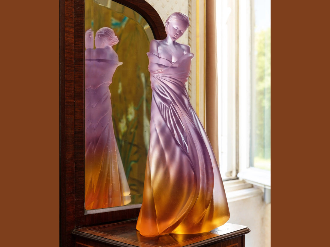 Daum L'hiver en Soi Ambre-rose sculpture by Marie-Paule Deville-Chabrolle
