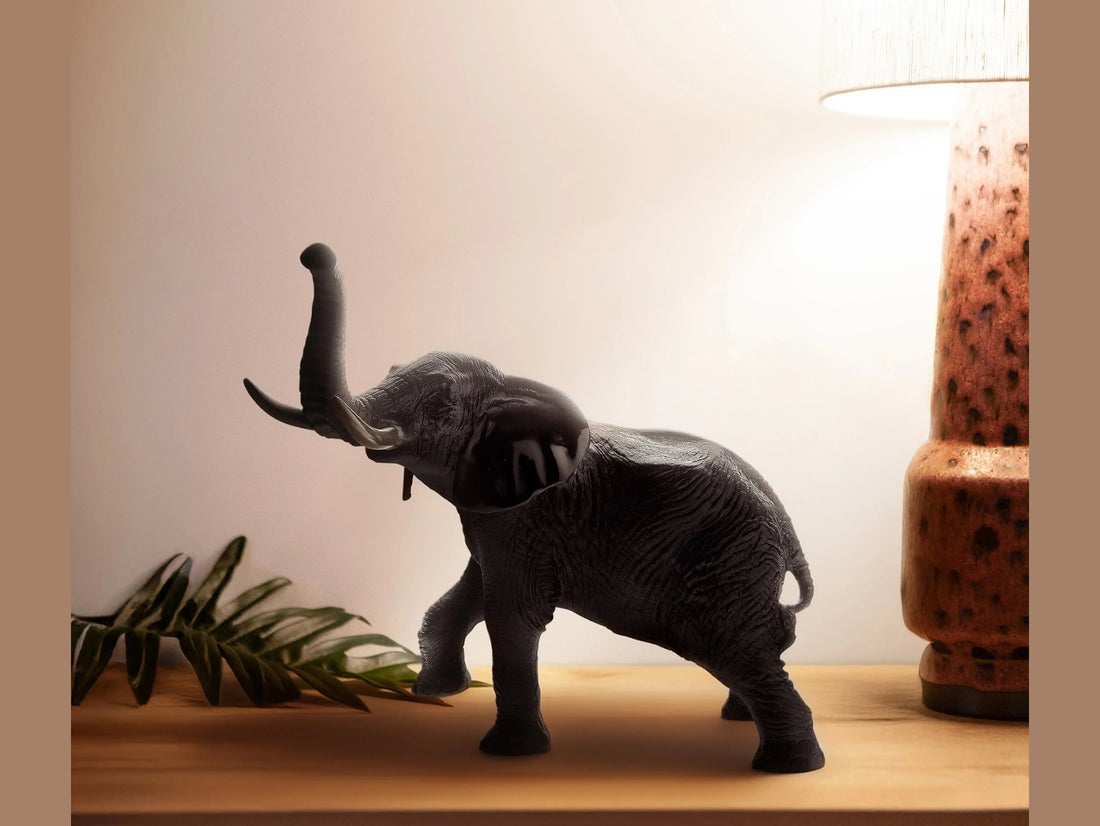 Large black Daum elephant glass sculpture by Jean-François Leroy, limited edition.