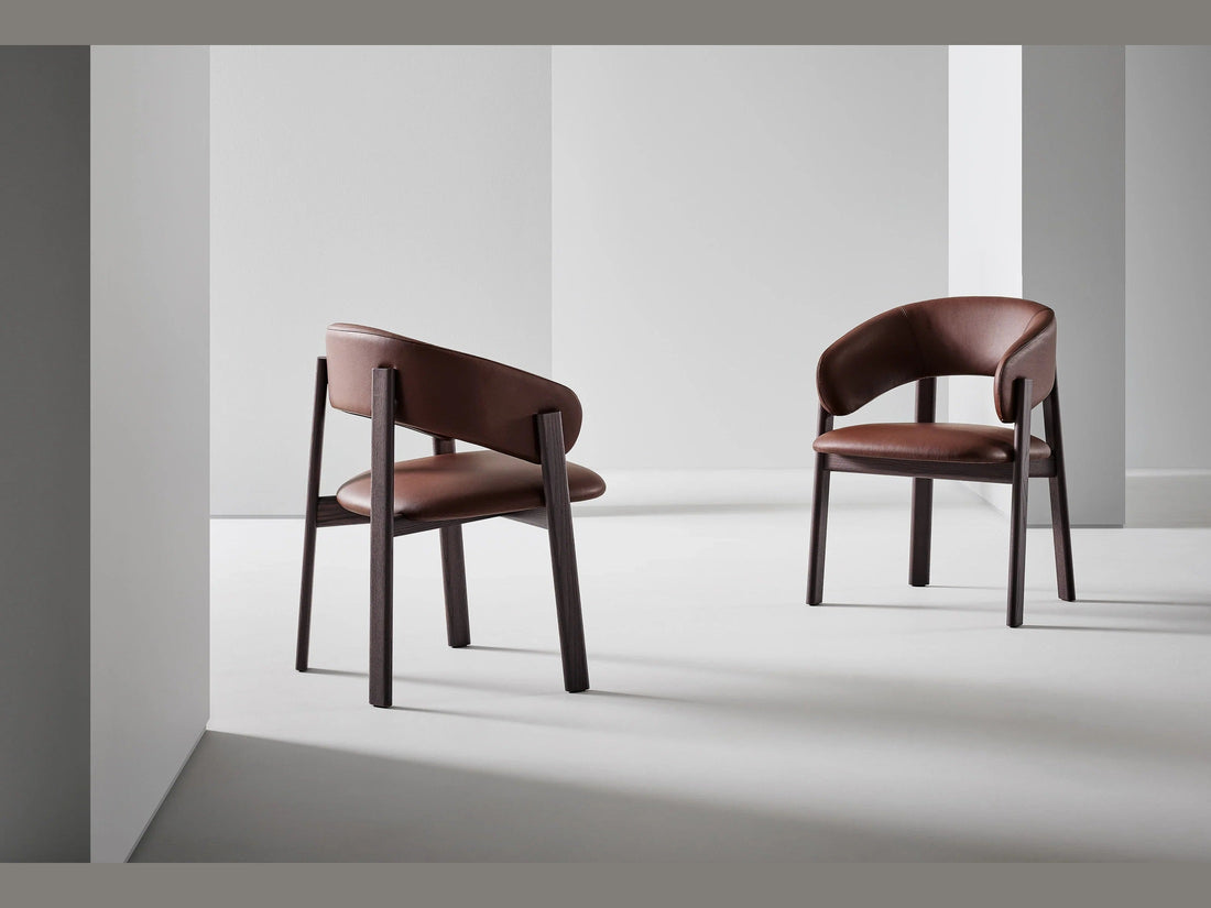 Luxury Alpha - Upholstered chair enveloping backrest | Bonaldo- Benjamin & Maxwell