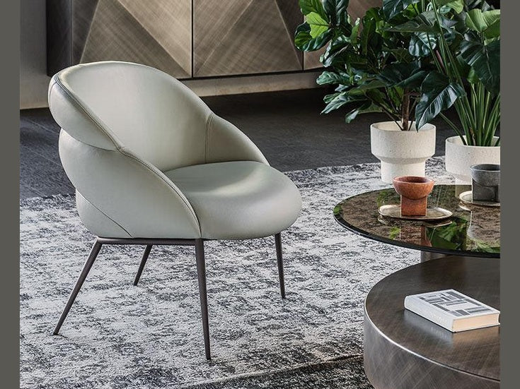 Luxury CAMILLA Lounge- Benjamin & Maxwell