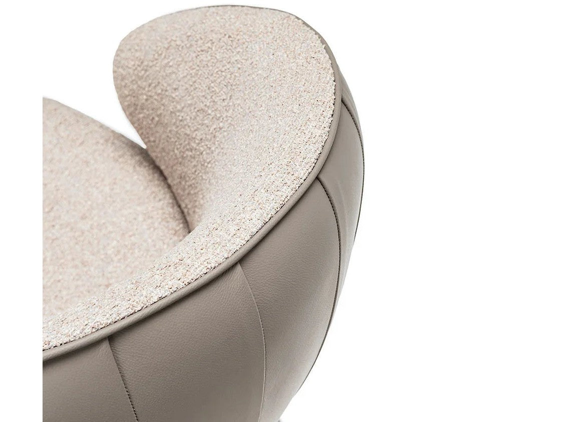Luxury CHARLOTTE - Benjamin & Maxwell