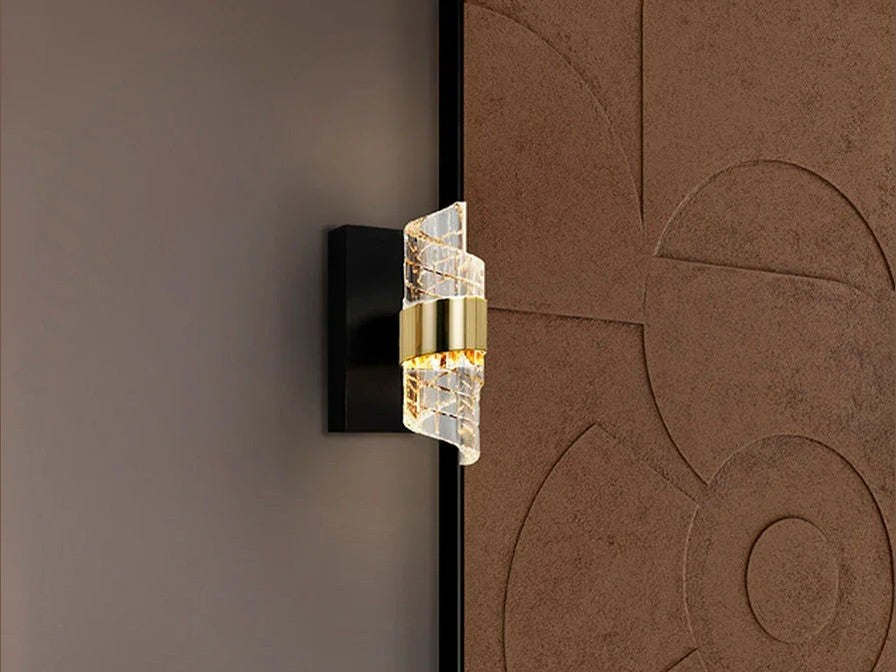Luxury SCHULLER ILIADA WALL LAMP- Benjamin & Maxwell