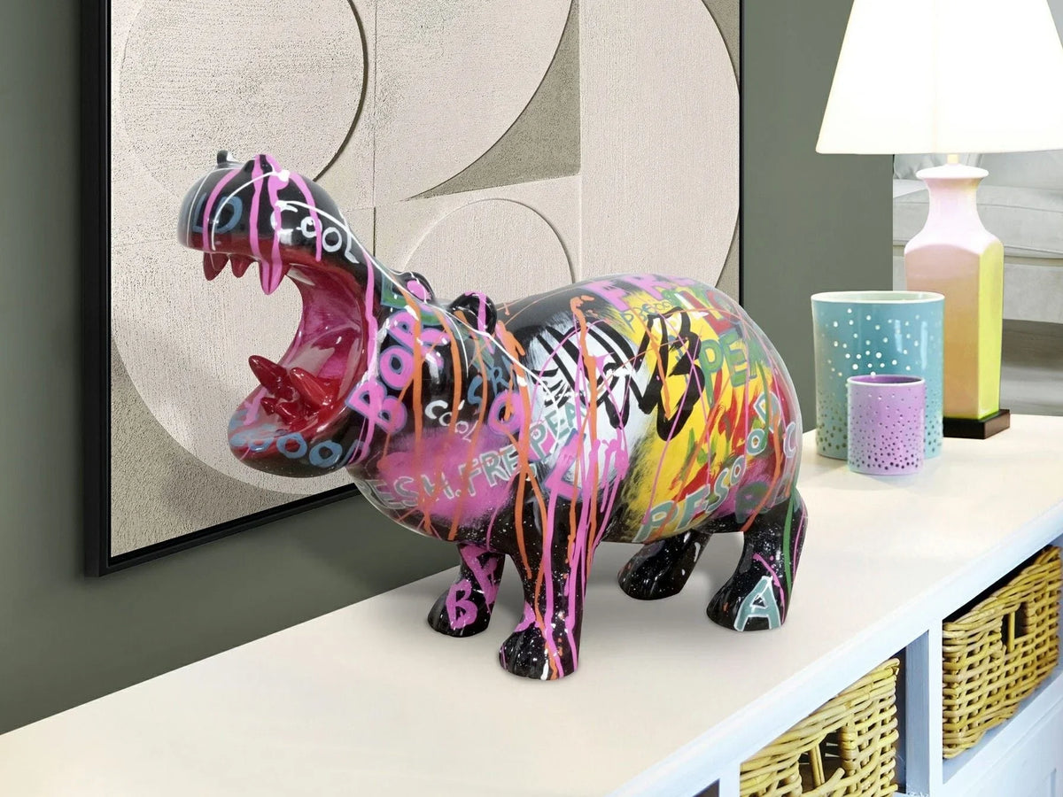 Luxury Schuller FIGURE GRAFFITI DECO - Benjamin & Maxwell
