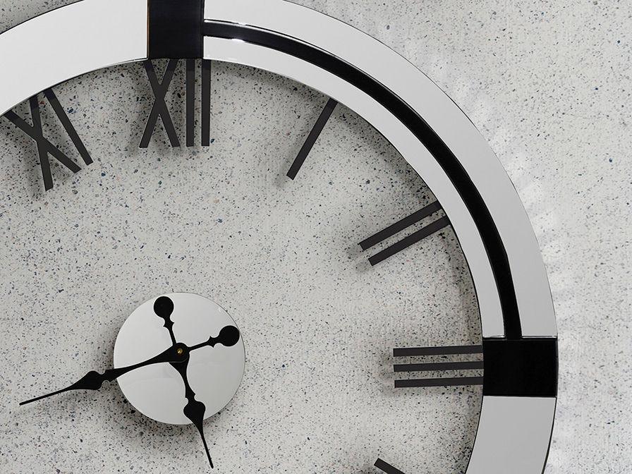 Luxury Schuller Kairos Wall- Benjamin & Maxwell