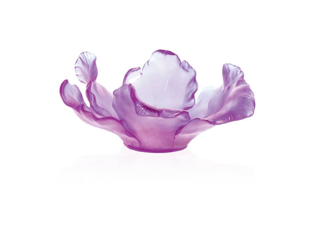 Daum Tulipe Coupe Ultraviolet purple glass flower-shaped bowl on a green background