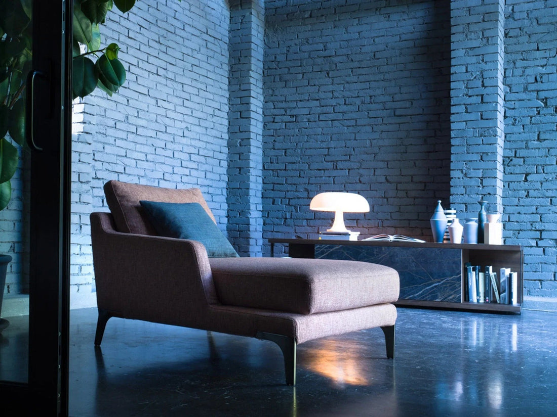 Luxury furniture Guenda - Benjamin & Maxwell