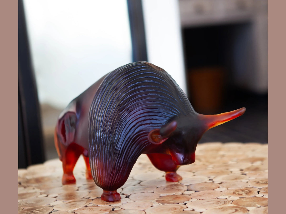 Daum Zebu de Xavier Carnoy glass bull sculpture in dark amber tones