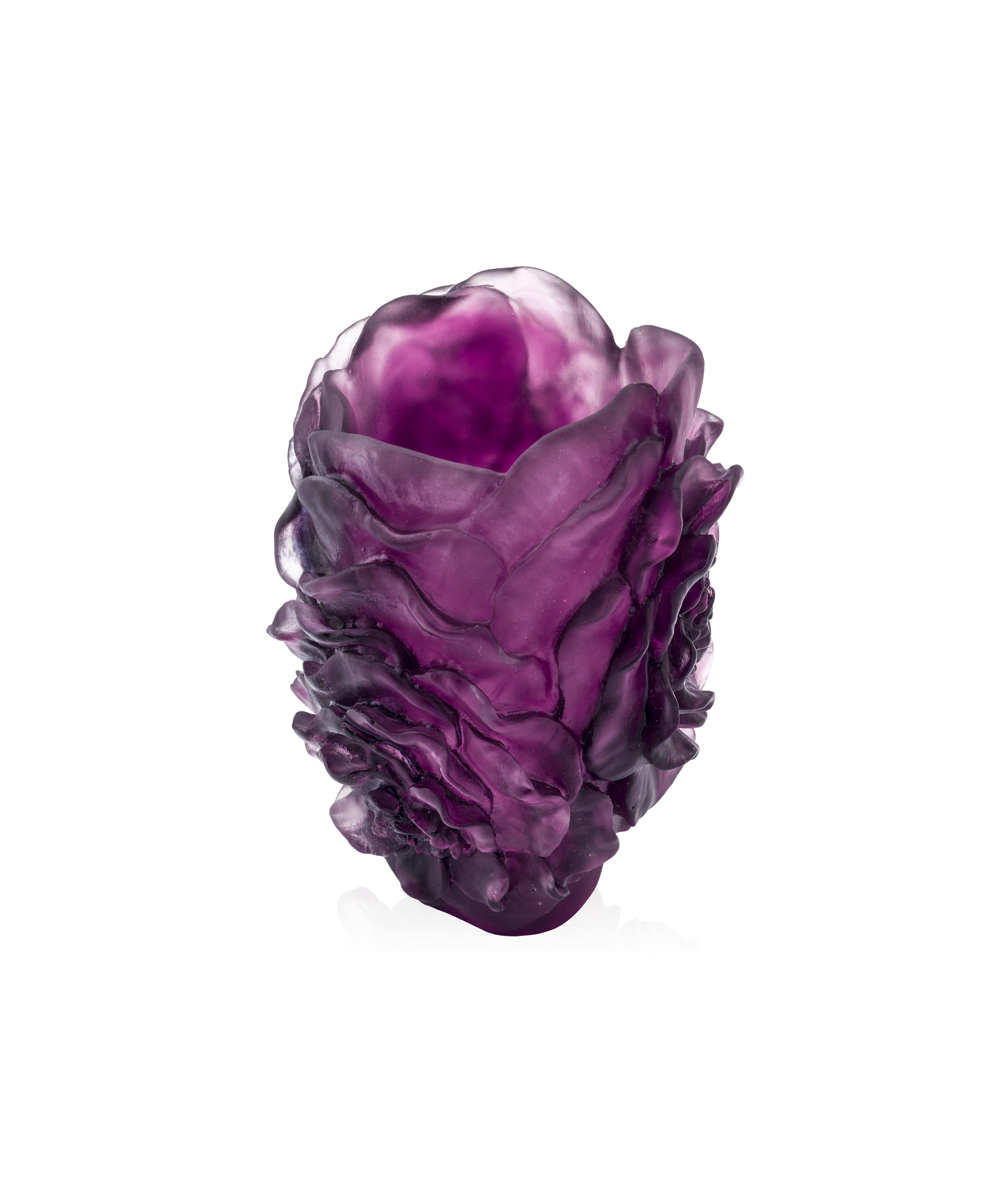 Vase petite Camélia violet de la marque Daum, verre soufflé artisanal avec motif floral délicat.