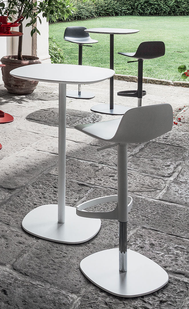 Sgabello per esterni ed interni Bonnie | Bonaldo
