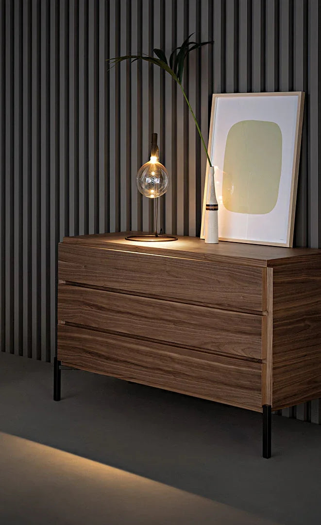 https_3A_2F_2Fcdn.bonaldo.com_2Fwp-content_2Fuploads_2F2021_2F06_2Fbonaldo-complementi-letti-groove-stilllife - Benjamin & Maxwell