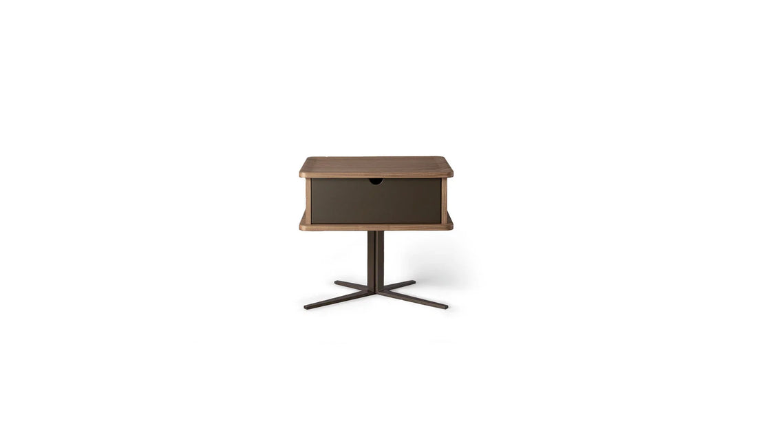 https_3A_2F_2Fcdn.bonaldo.com_2Fwp-content_2Fuploads_2F2022_2F05_2Fbonaldo-complementi-letti-nelson-comodino-stilllife2 - Benjamin & Maxwell