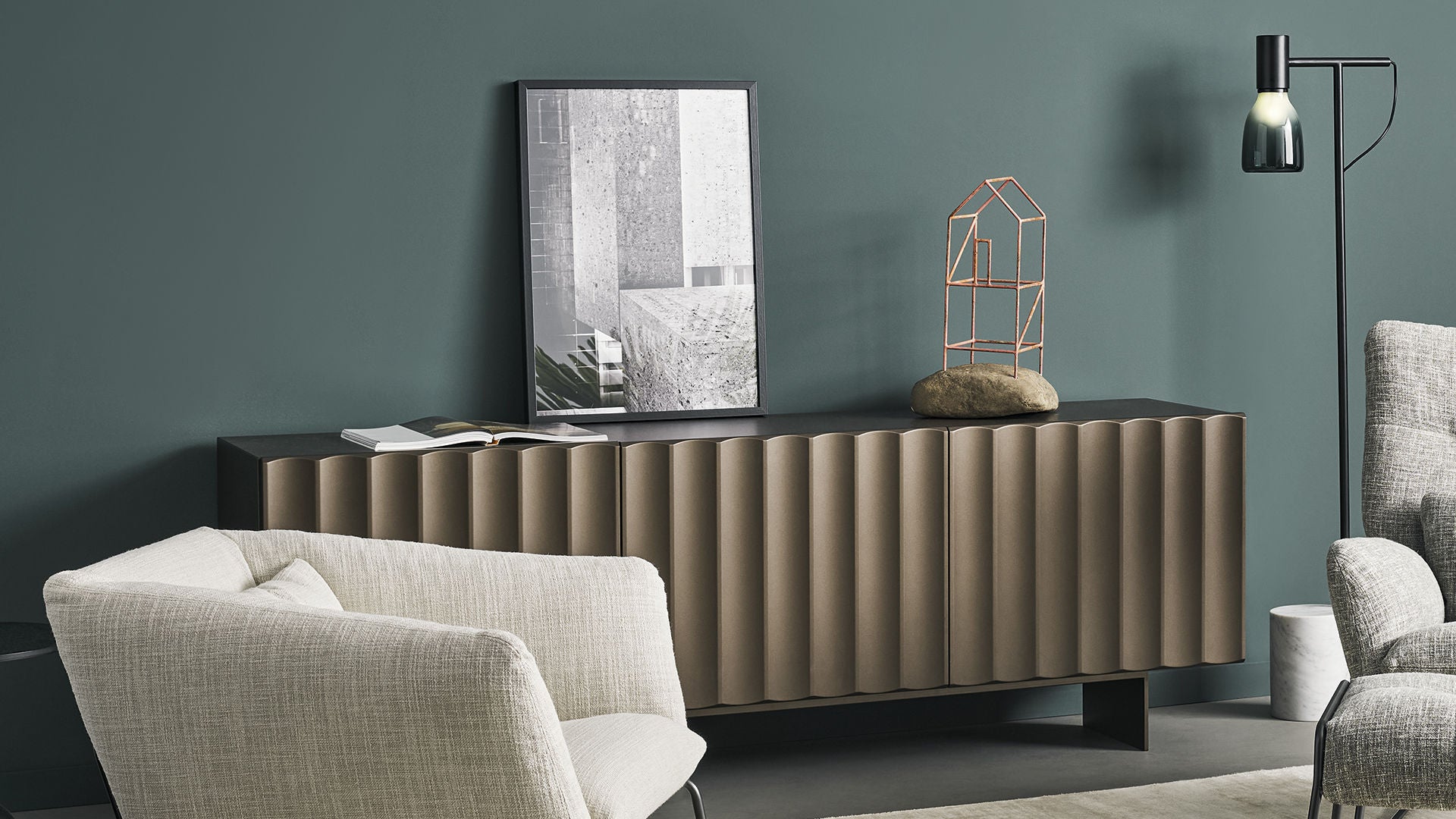 Madia classica contemporanea Dorian