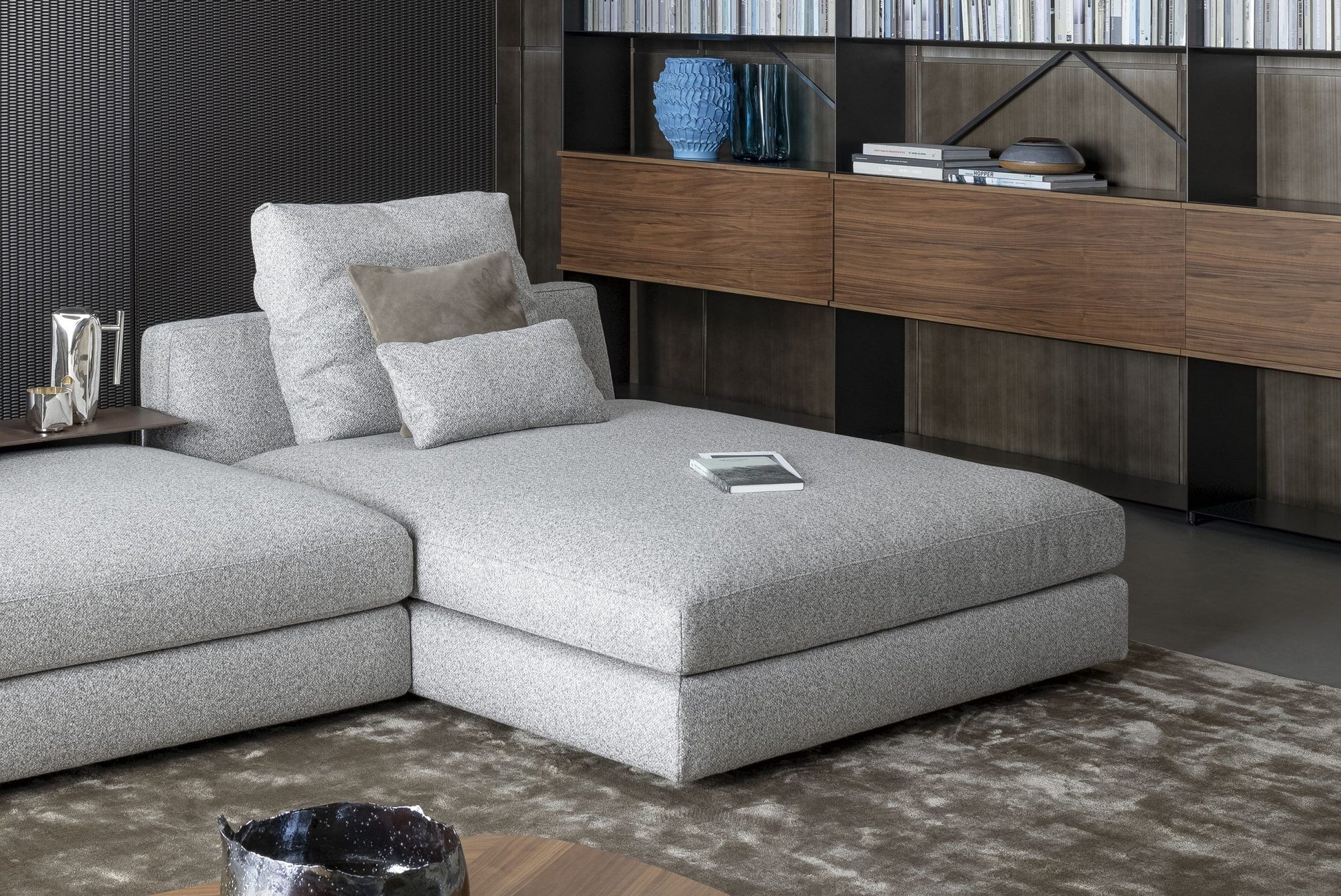 Liam modern design corner sofa