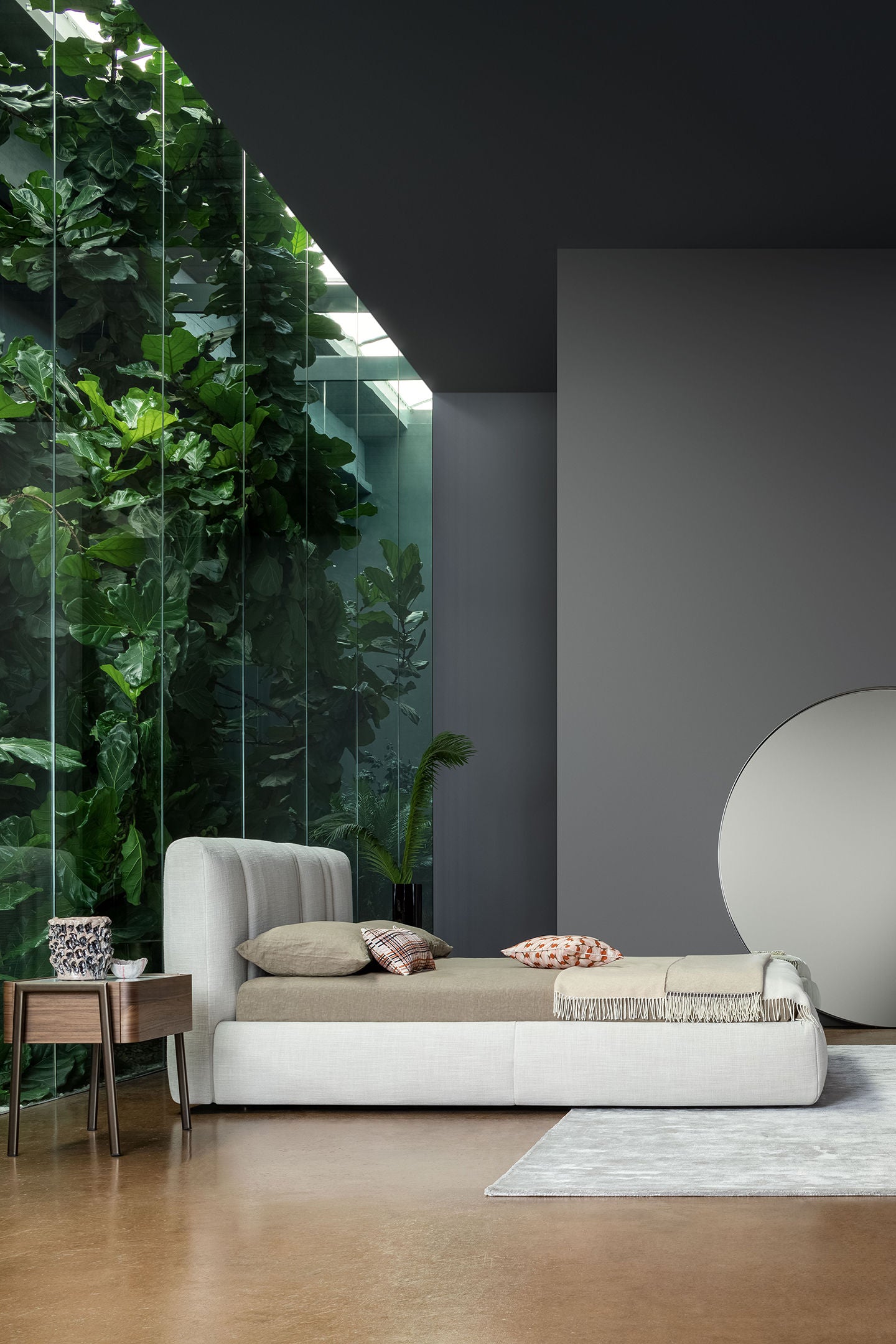 Modern bed frame with storage Rigoletto bed by Bonaldo