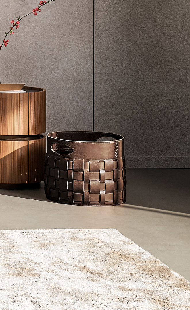 Leather Magazine Rack Roger | Bonaldo