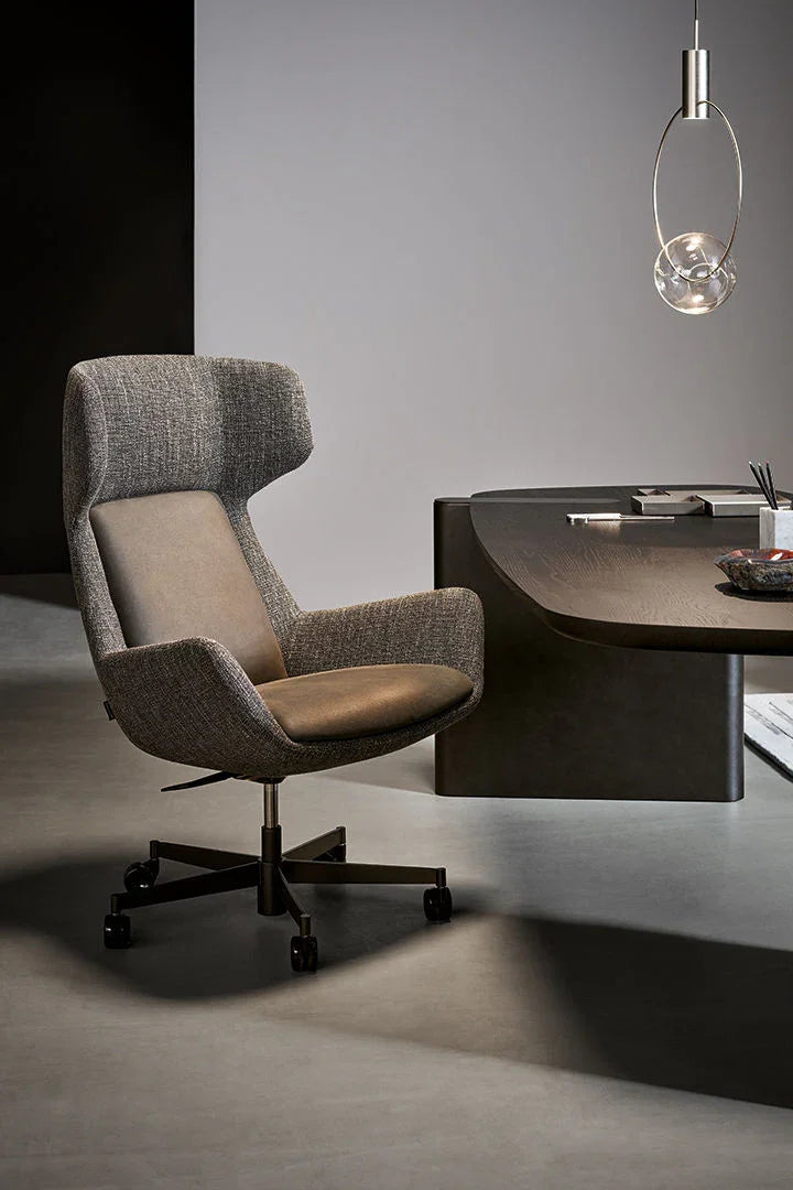 https_3A_2F_2Fcdn.bonaldo.com_2Fwp-content_2Fuploads_2F2024_2F04_2Fbonaldo-executive-newton-main-slider-05 - Benjamin & Maxwell