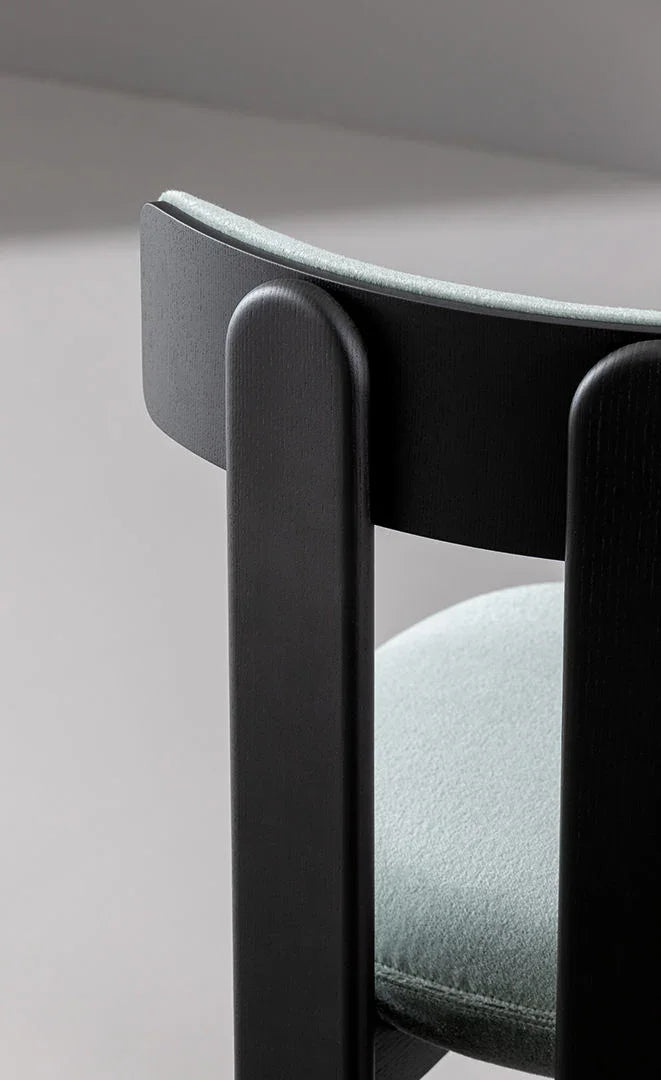 https_3A_2F_2Fcdn.bonaldo.com_2Fwp-content_2Fuploads_2F2024_2F04_2Fbonaldo-sedie-pi-chair-stilllife - Benjamin & Maxwell
