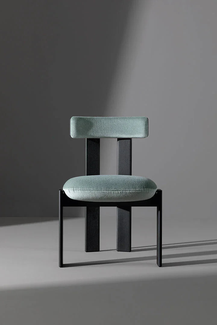 https_3A_2F_2Fcdn.bonaldo.com_2Fwp-content_2Fuploads_2F2024_2F04_2Fbonaldo-sedie-pi-chair-main-slider-01 - Benjamin & Maxwell