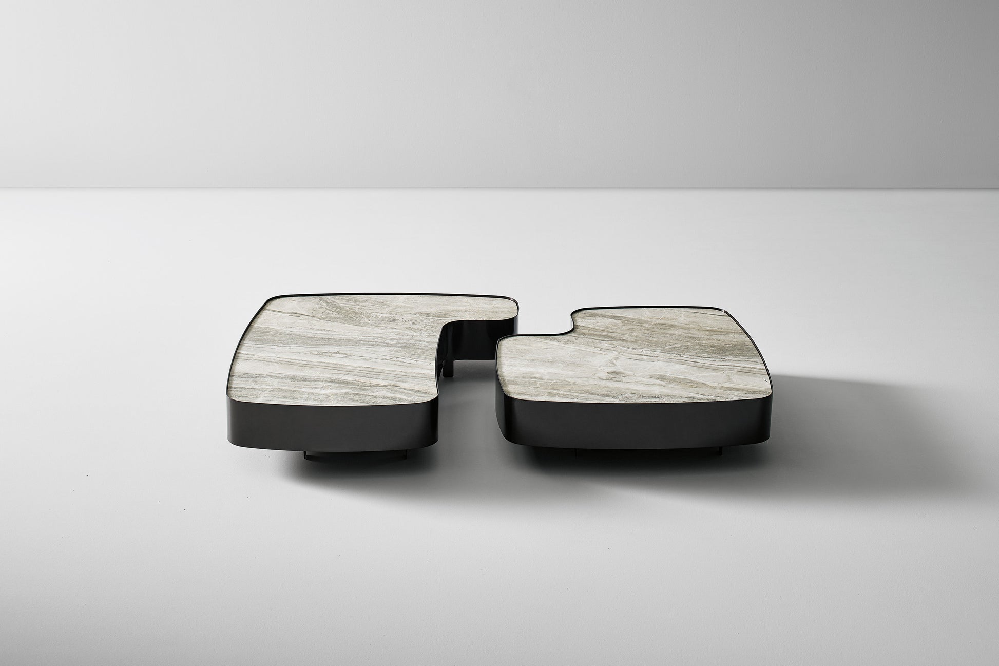 Aspen - Irregular shape coffee tables | Bonaldo