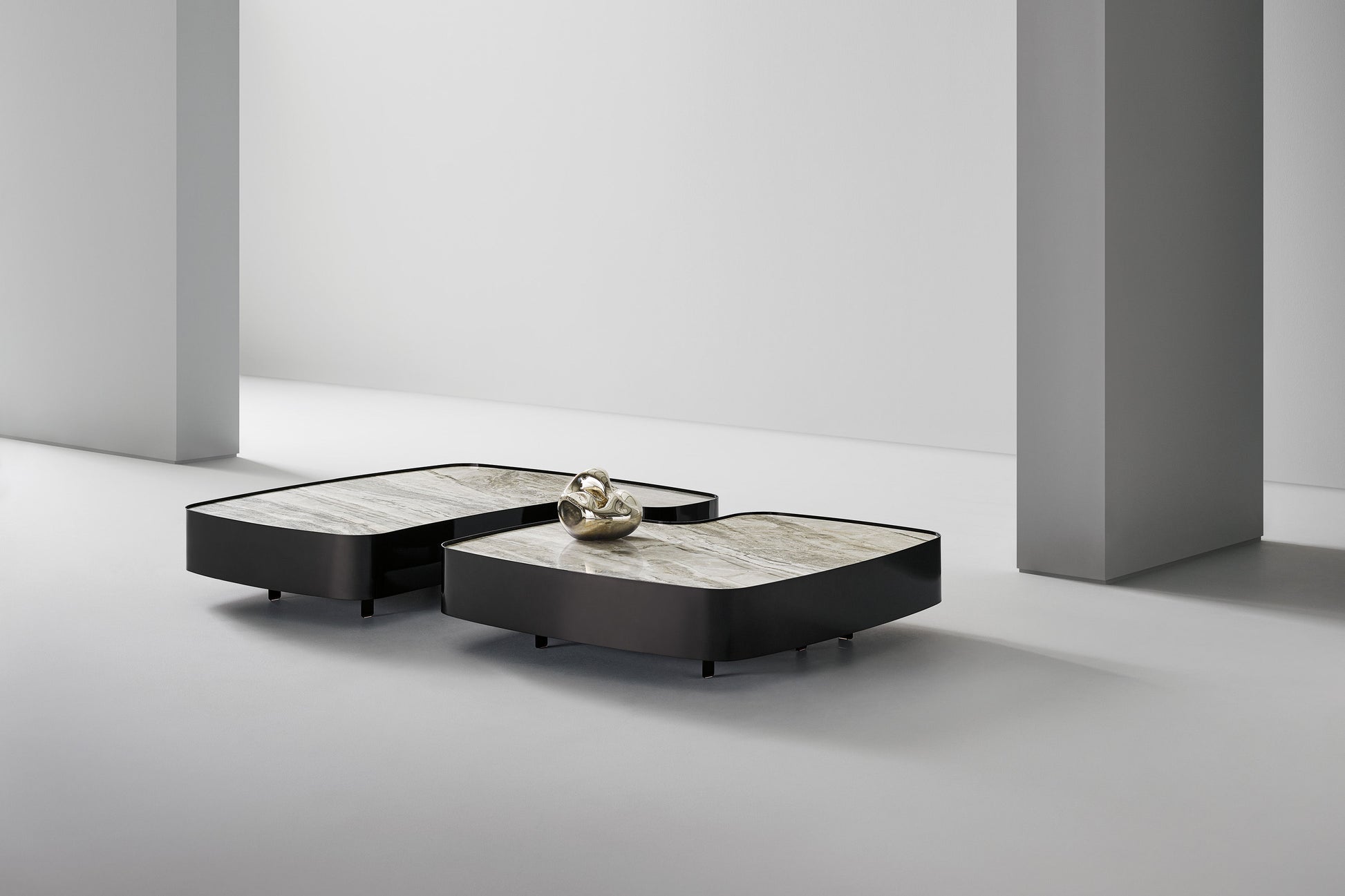 Aspen - Irregular shape coffee tables | Bonaldo