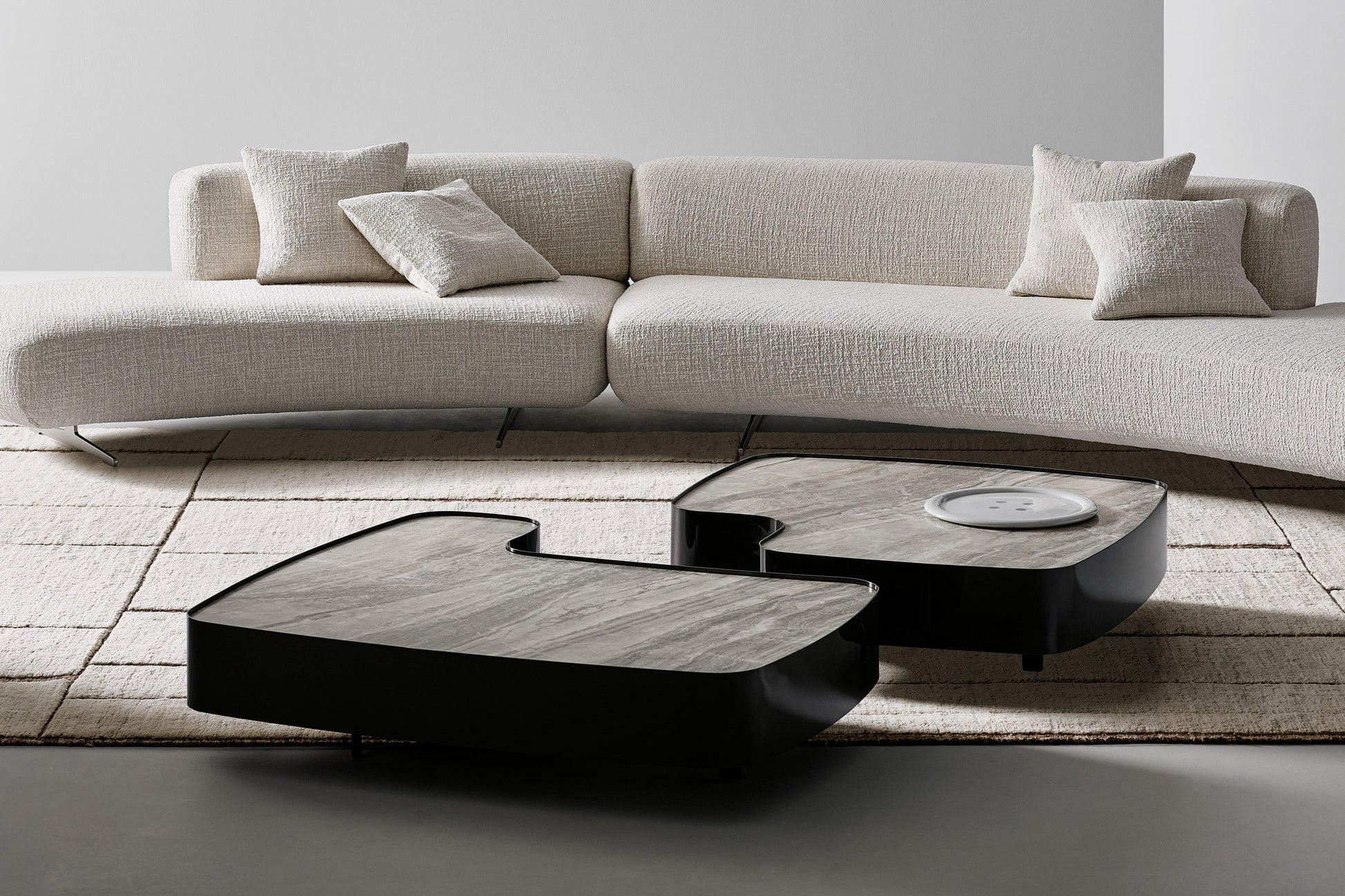Aspen - Irregular shape coffee tables | Bonaldo