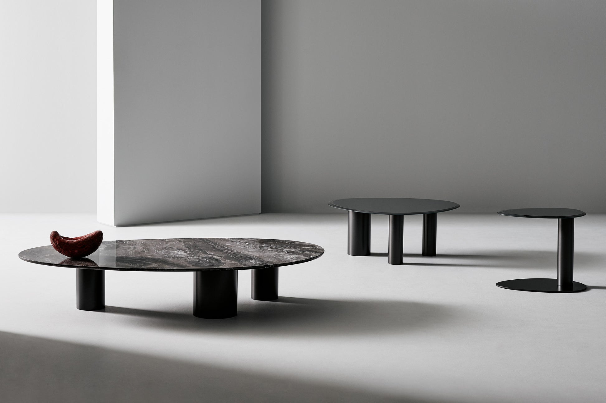 Sasso - Organic shape marble coffee tables | Bonaldo