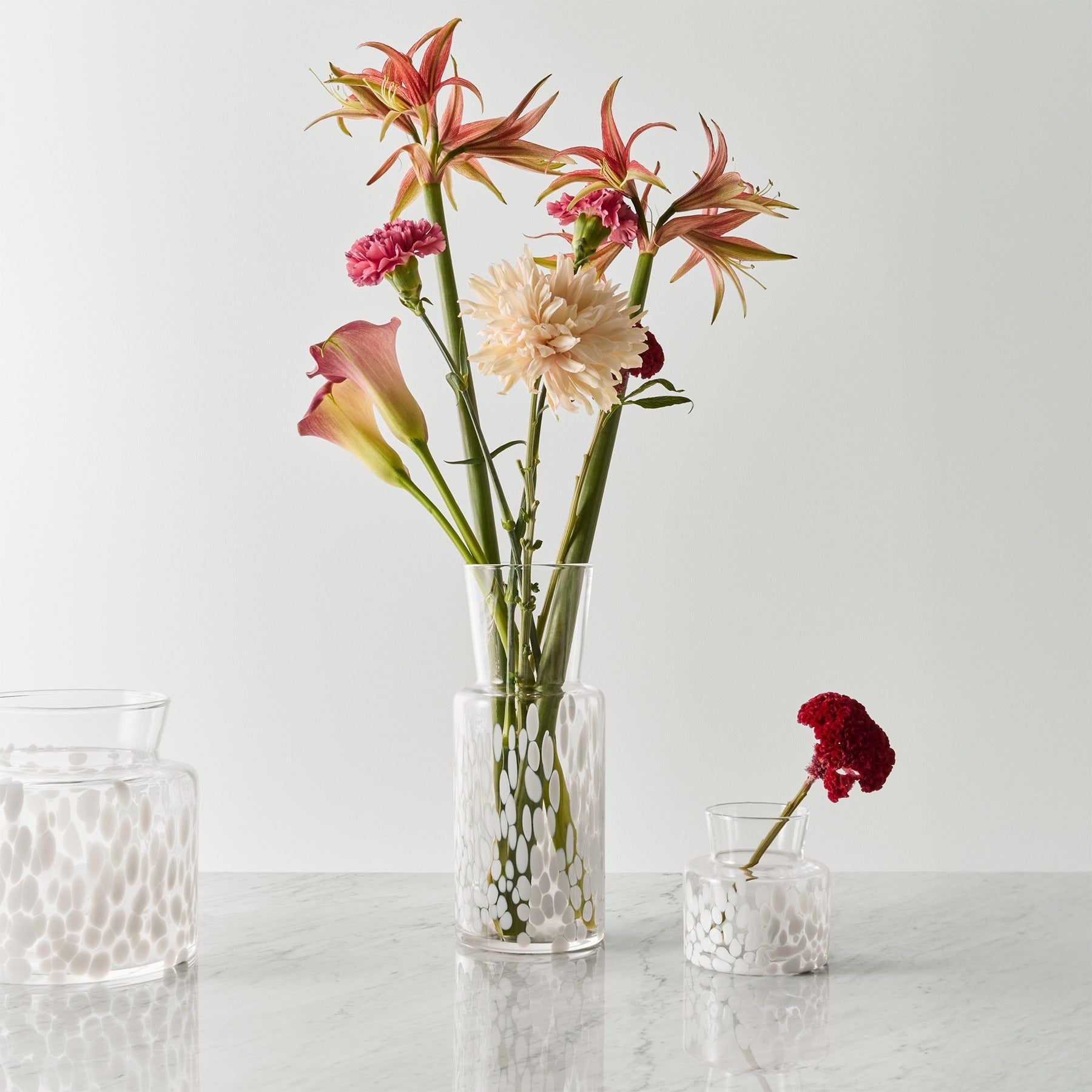 Meadow Vase Winter Wide