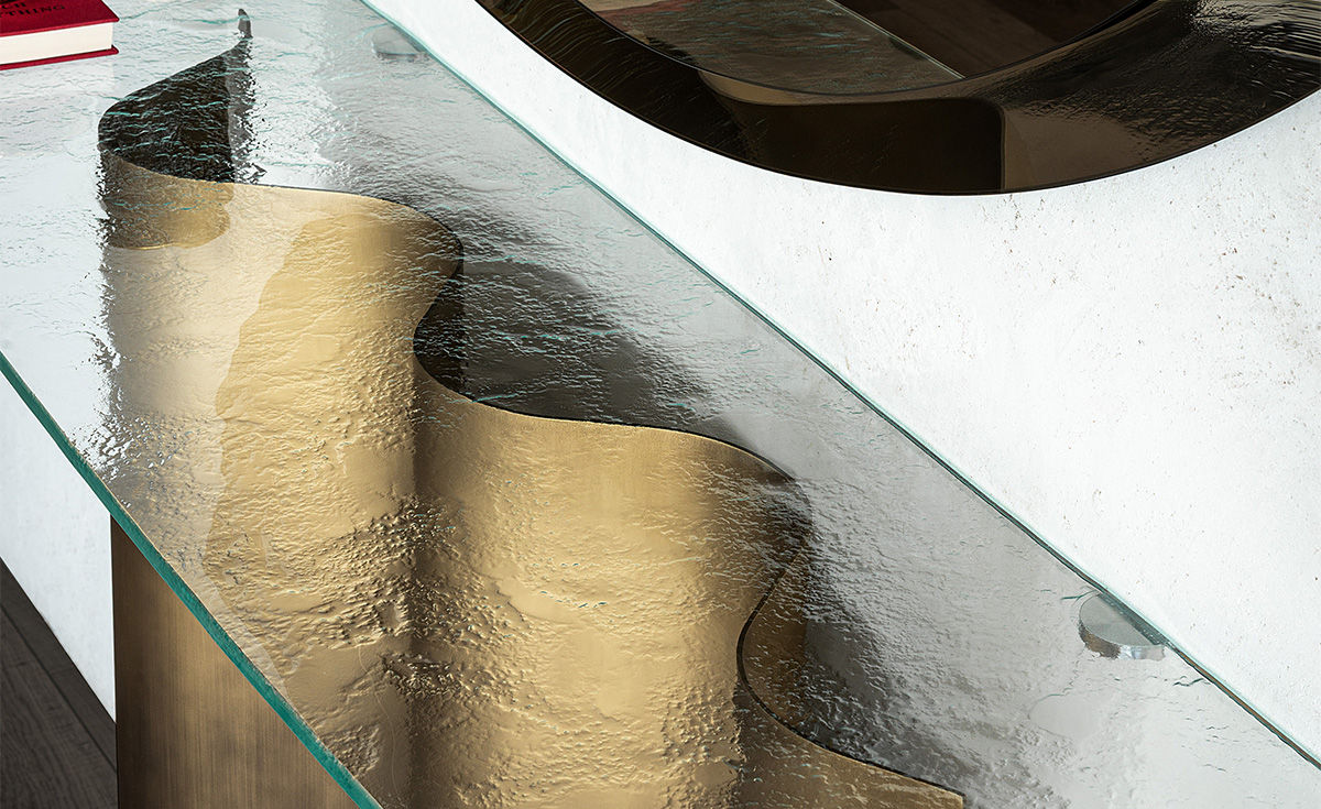 Nettuno Console with Glass Top