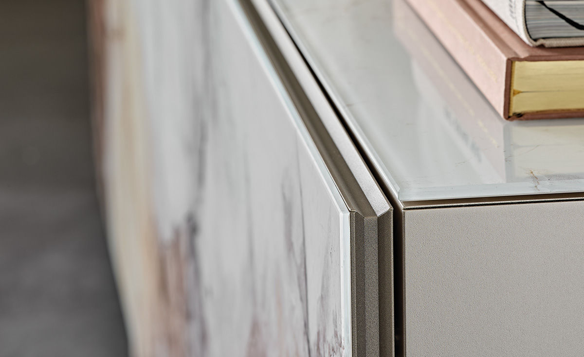 FOCUS Crystalart sideboard