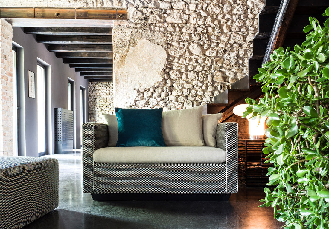 Evely Armchair