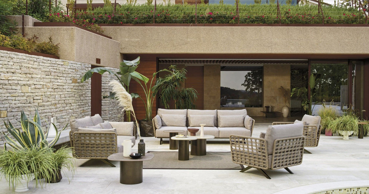 Art. 73A5 - Arman Three Seater Sofa