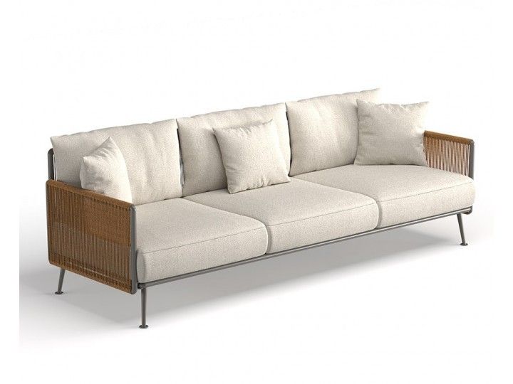 Art. 03 - Venetian Sofa Three Seater