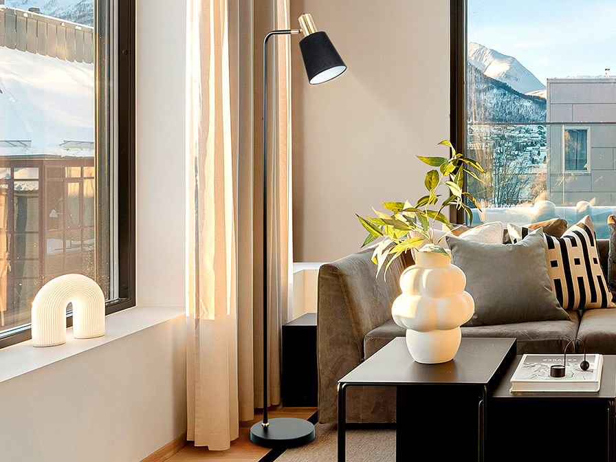 I3 - GISELA - FLOOR LAMP 1L BLACK-BRASS
