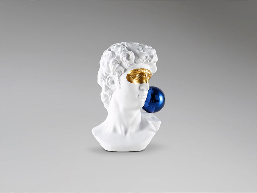 David - Bust, Colours