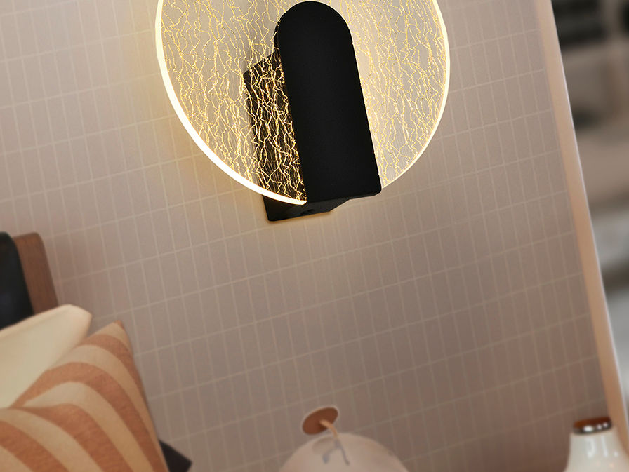 Auris 459381 Black Wall Lamp