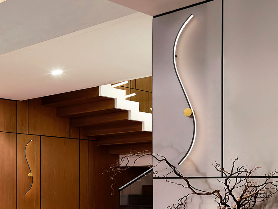 SILOE - BLACK-GOLD WALL LAMP